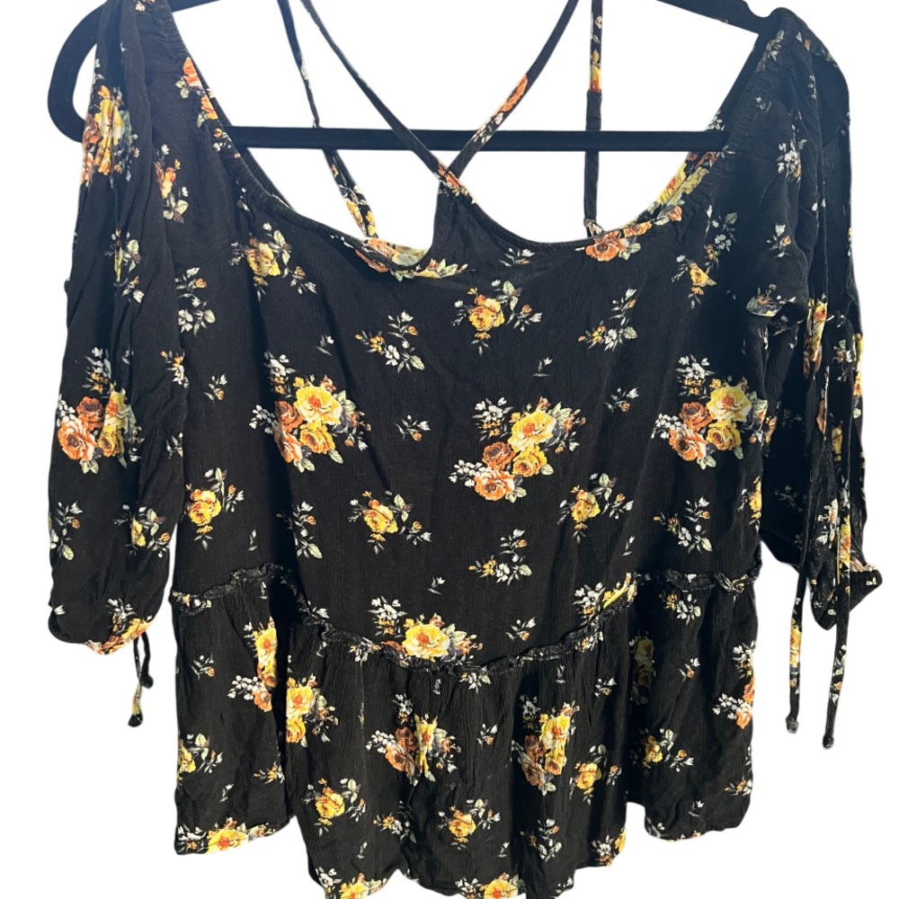 American Eagle Outfitters Black Floral Blouse